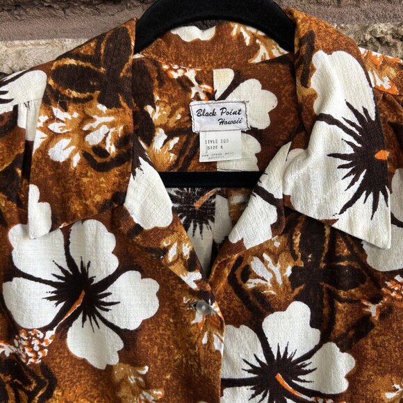 Black Point Hawaiian Brown Barkcloth Hibiscus Floral Ruffle Sleeveless Top - Picture 6 of 9